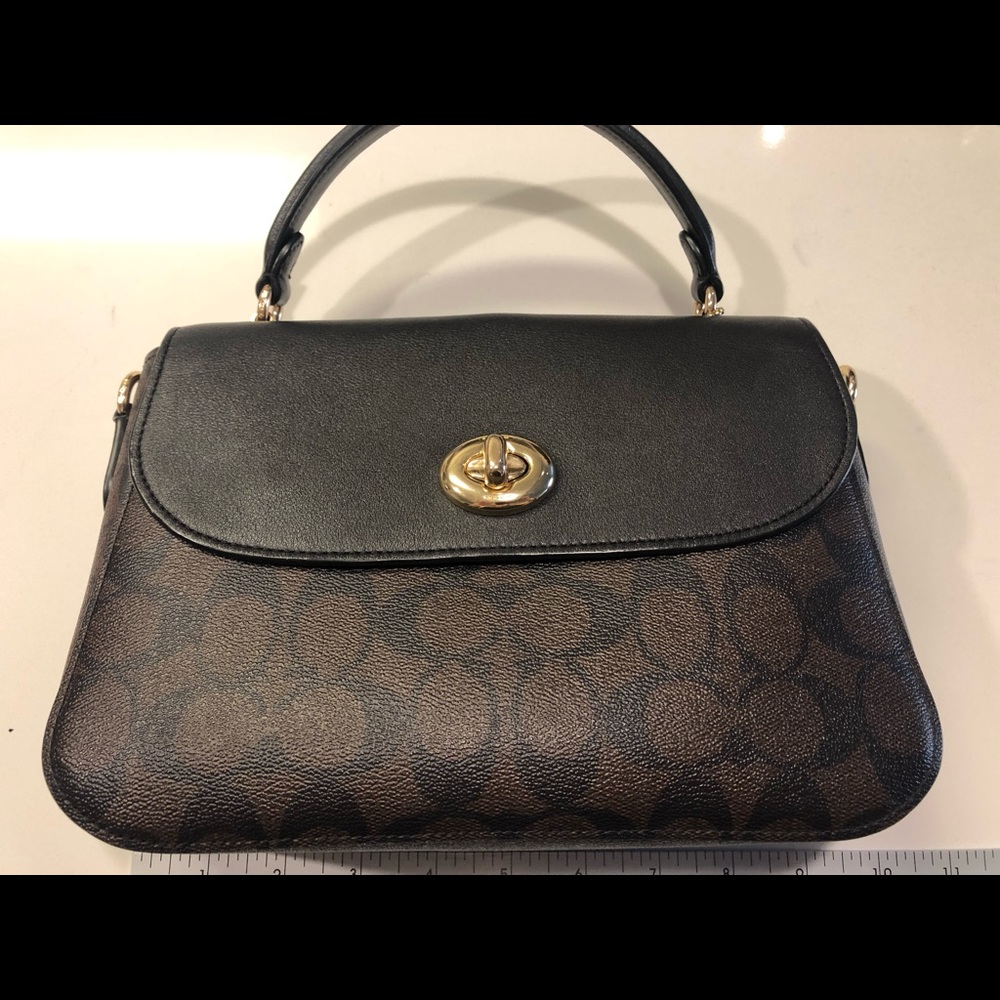 Coach handbag with crossbody strap